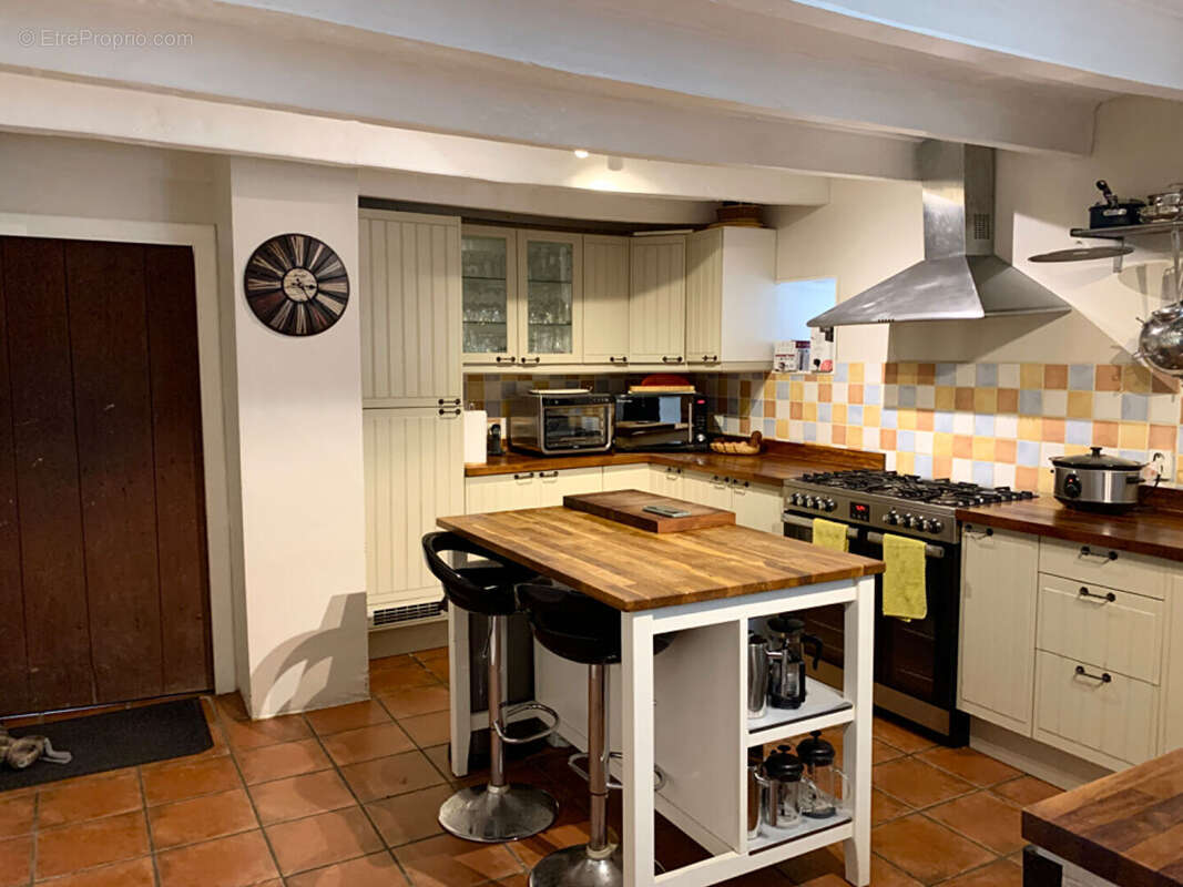 Maison à CHAMPAGNE-MOUTON