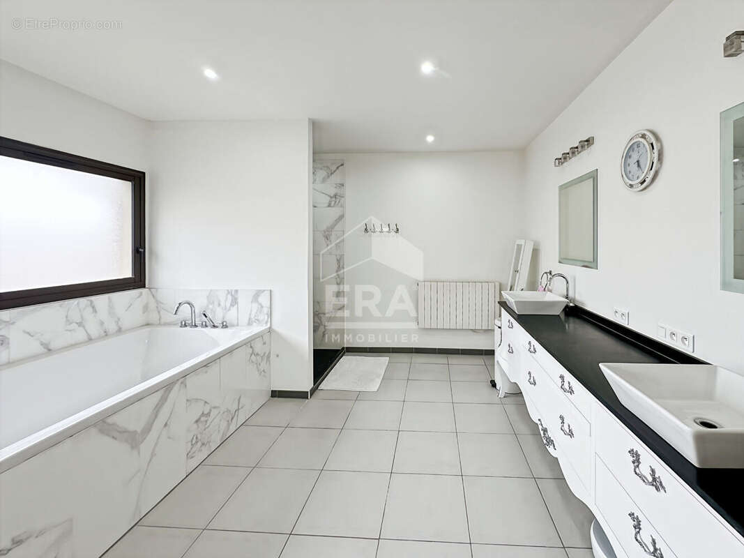 Maison 207m² à rognonas - photo 11