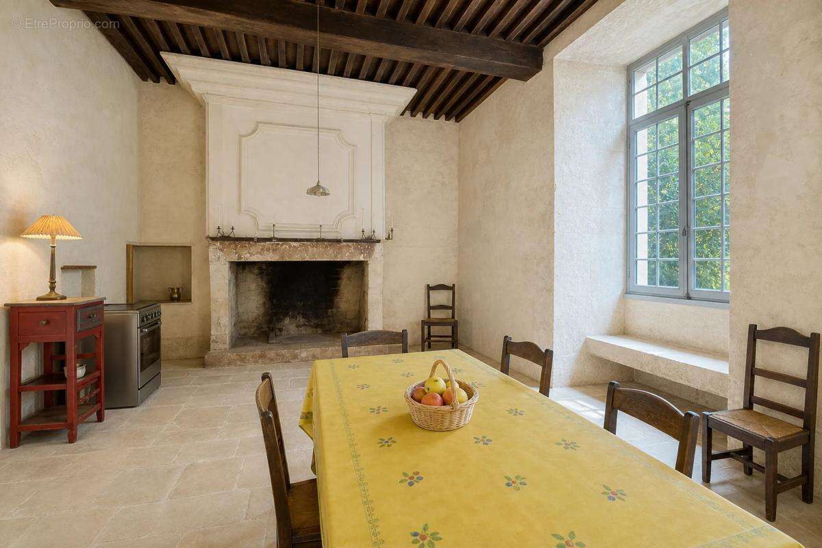 Maison à SAINT-SAVINIEN