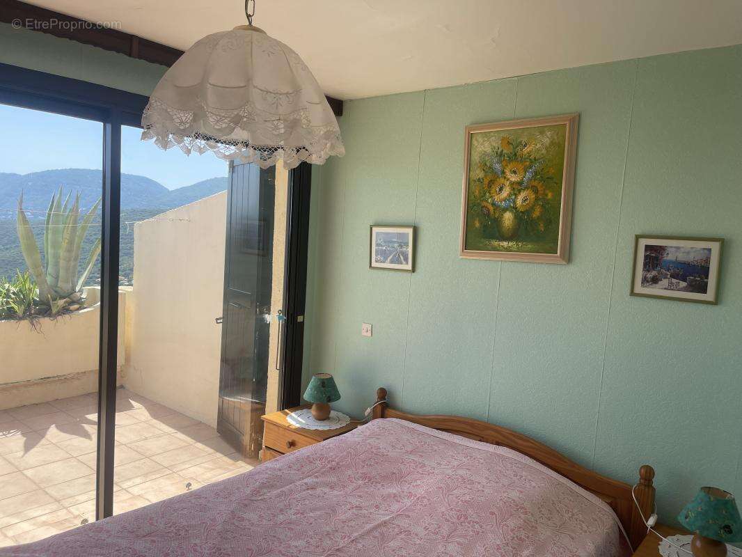 Appartement à LA CROIX-VALMER