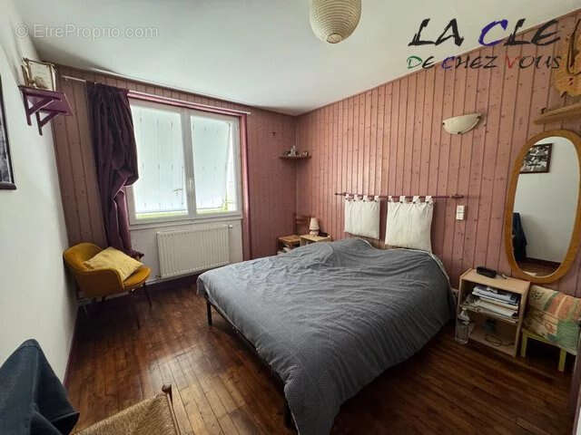 Maison à LE BUSSEAU