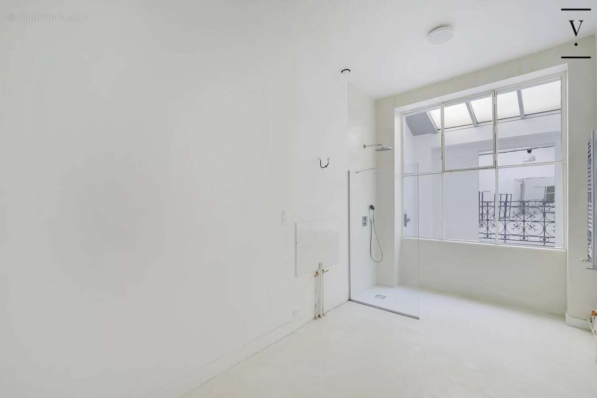 Commerce à PARIS-3E