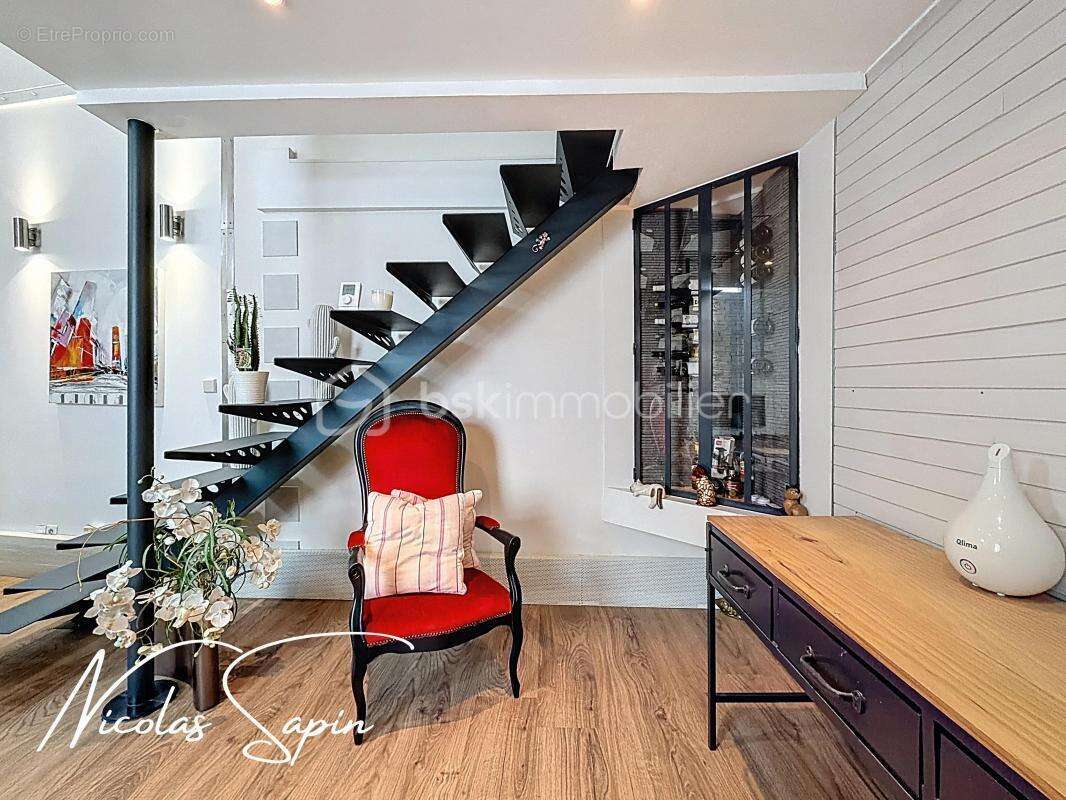 Maison à SAINT-EGREVE