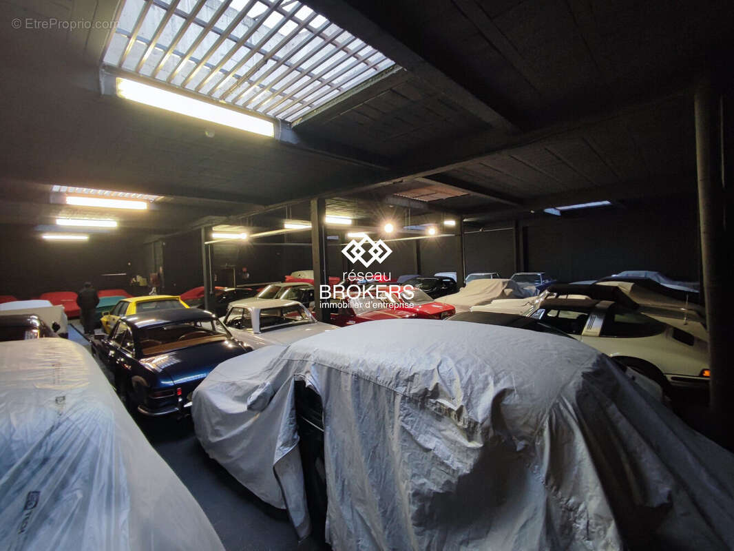 Commerce à SAINT-LAURENT-DU-VAR