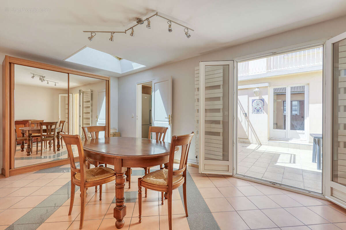 Maison à LE KREMLIN-BICETRE