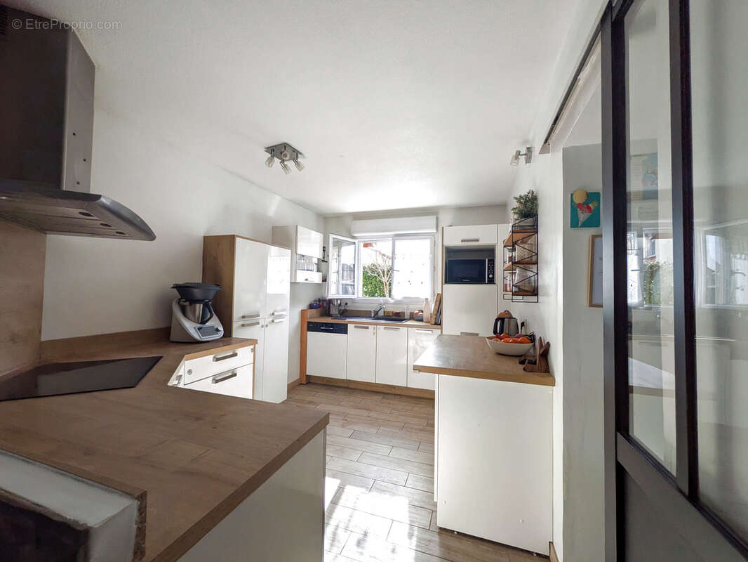 Maison à SAINT-SULPICE