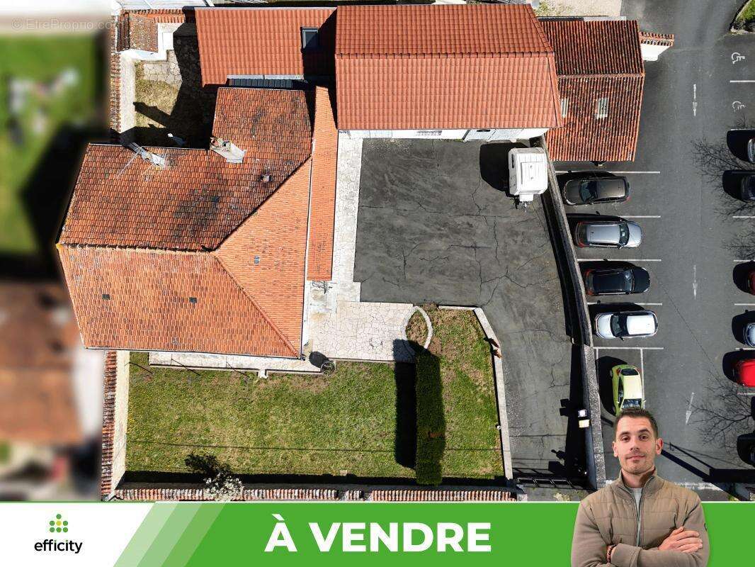Maison à CIVRAY