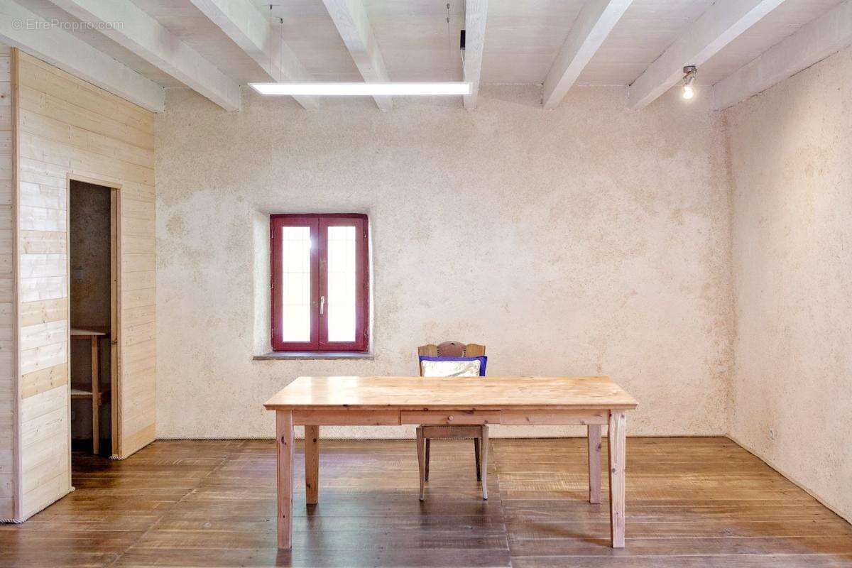 Maison à SAUVETERRE-DE-ROUERGUE