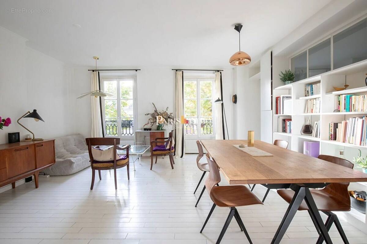 Appartement à PARIS-18E