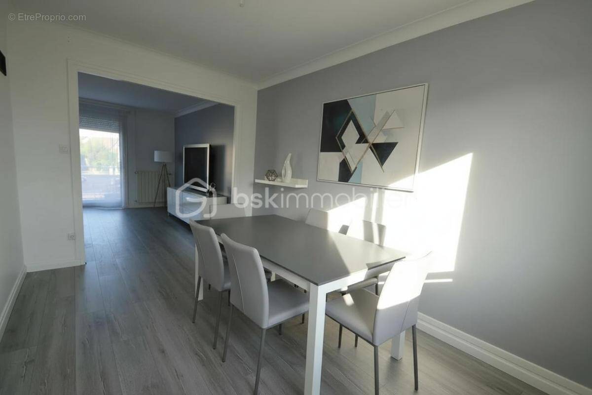 Maison à TREMBLAY-EN-FRANCE