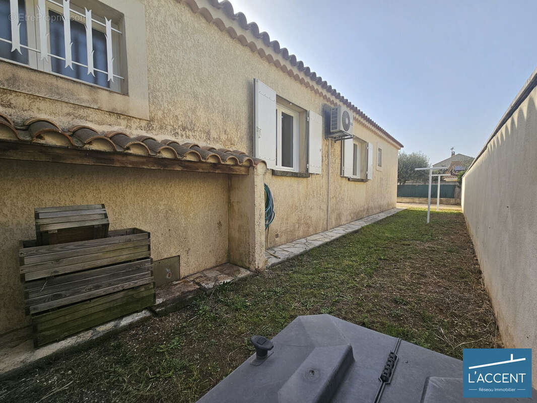 Maison à REDESSAN