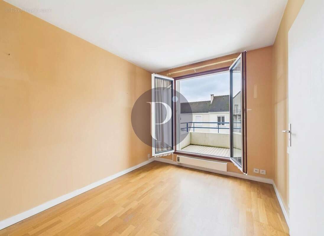 Appartement à VERRIERES-LE-BUISSON