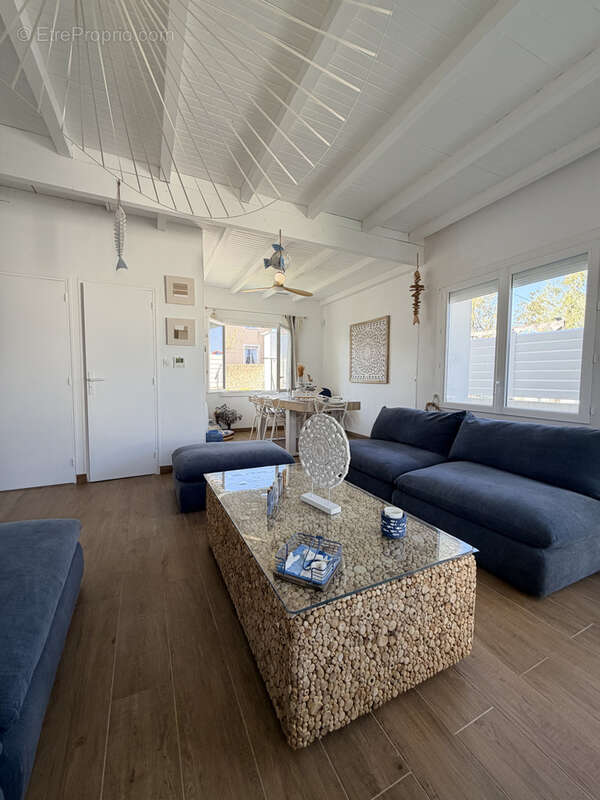 Maison à FRONTIGNAN