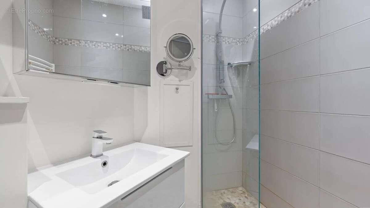 Appartement à GARCHES