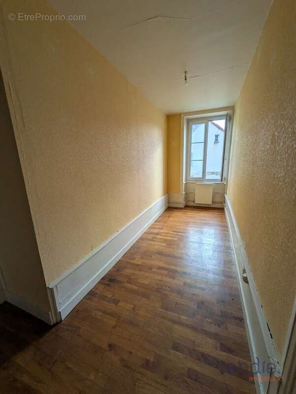 Maison à BUCEY-LES-GY