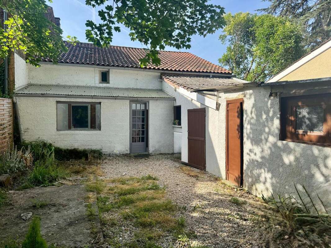 Photo 2 - Maison à SAINT-VITE