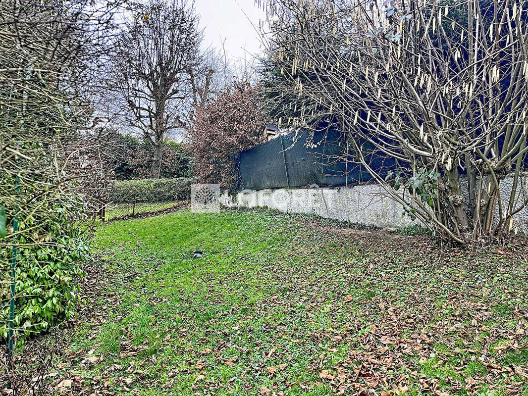 Maison à SAINT-MARTIN-DU-TERTRE