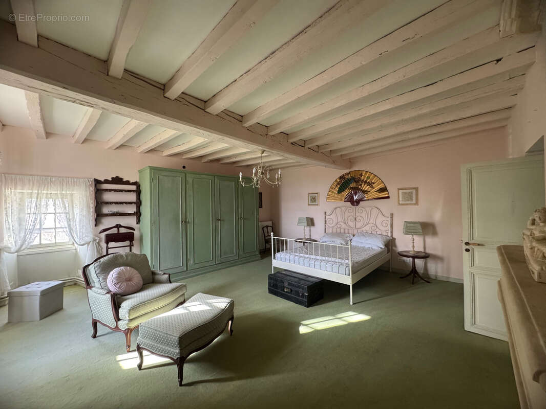 Maison à SAINT-SIGISMOND-DE-CLERMONT