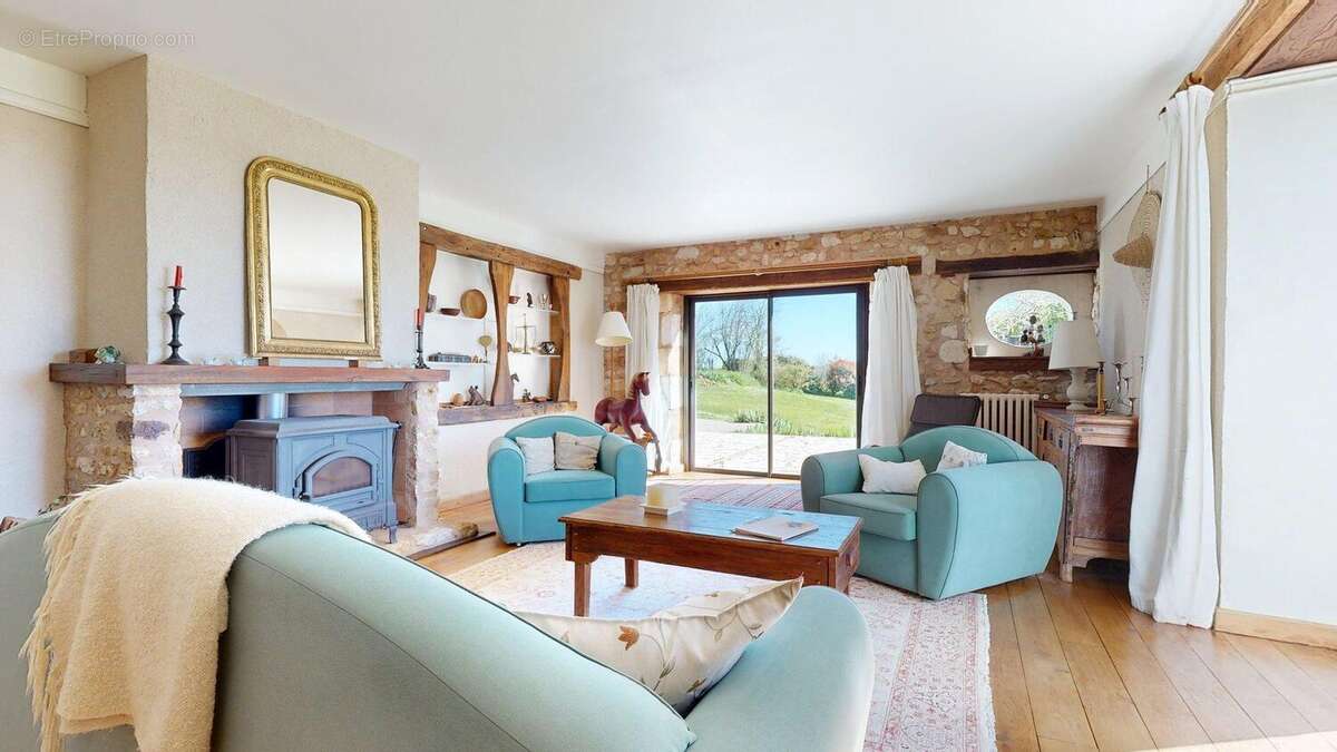 Proprieteavecgitesetpiscineetvuepanoramique0425202 - Maison à CARVES