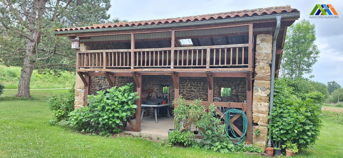 Maison 307 m² à Trie-Sur-Baise  - photo 3