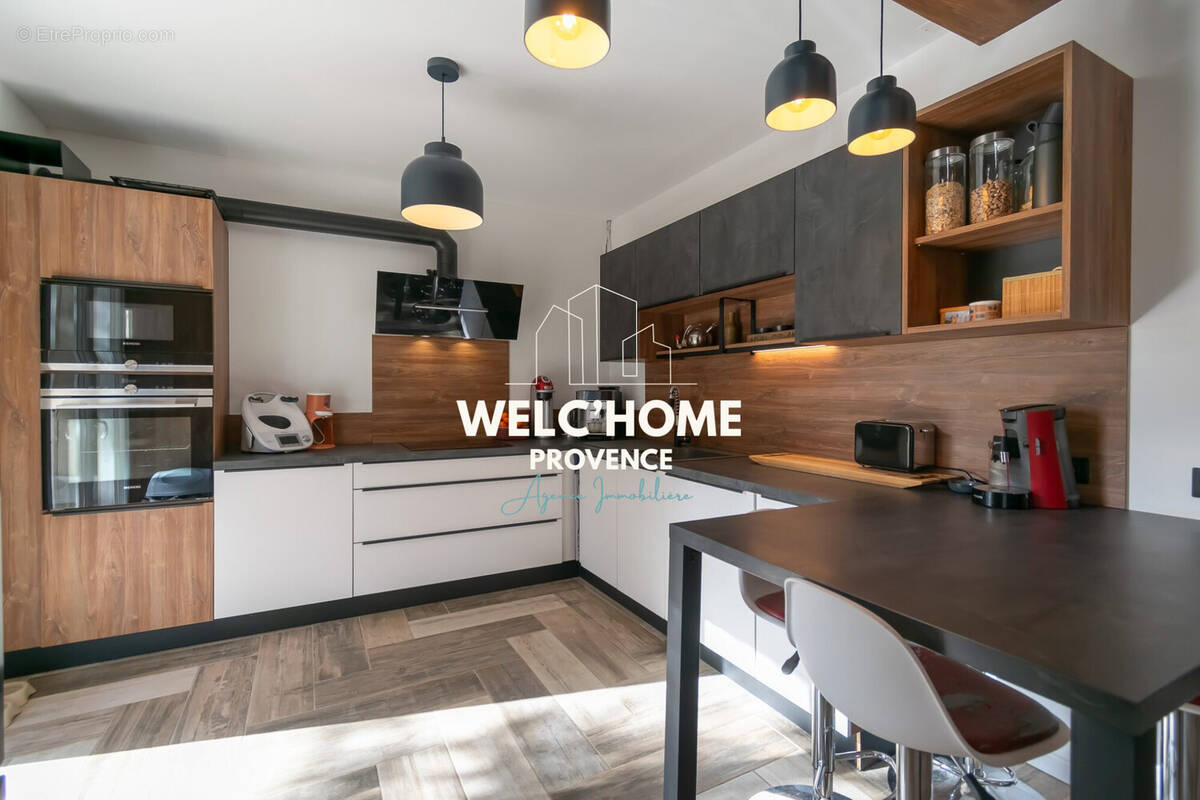 Maison à SAINT-JULIEN