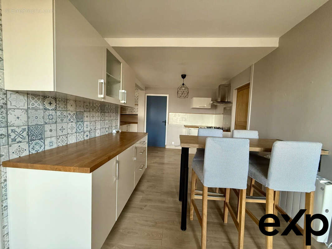 Appartement à SAINT-BALDOPH