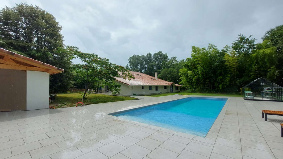 Maison à SAINT-MARTIN-DE-HINX