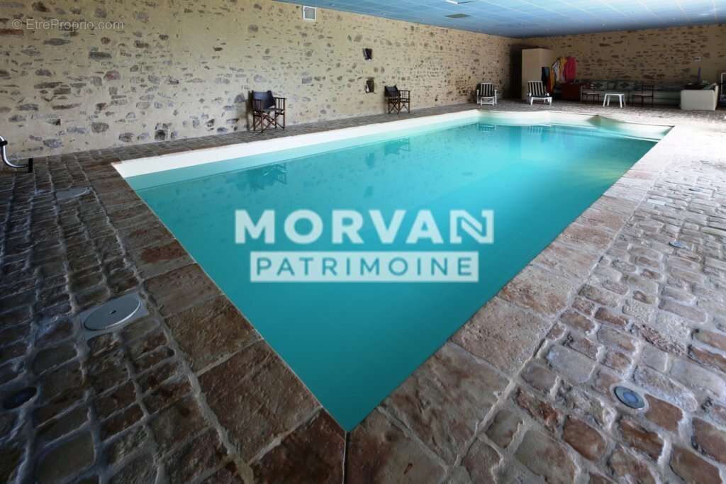 Maison à SAINT-SAULGE