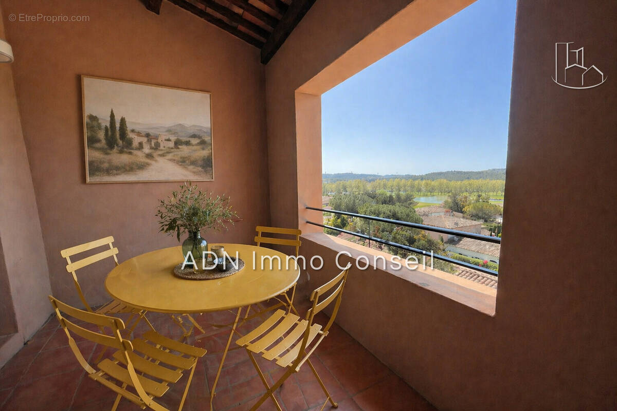 Appartement à MALLEMORT