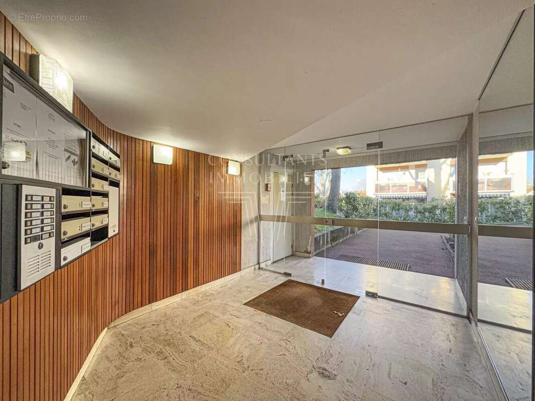 Appartement à SEVRES