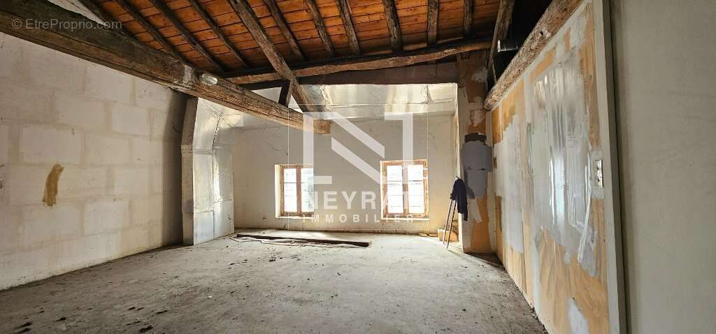 Appartement à SAINT-JEAN-DE-LOSNE