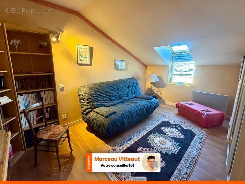 Maison à CHARNAY-LES-MACON