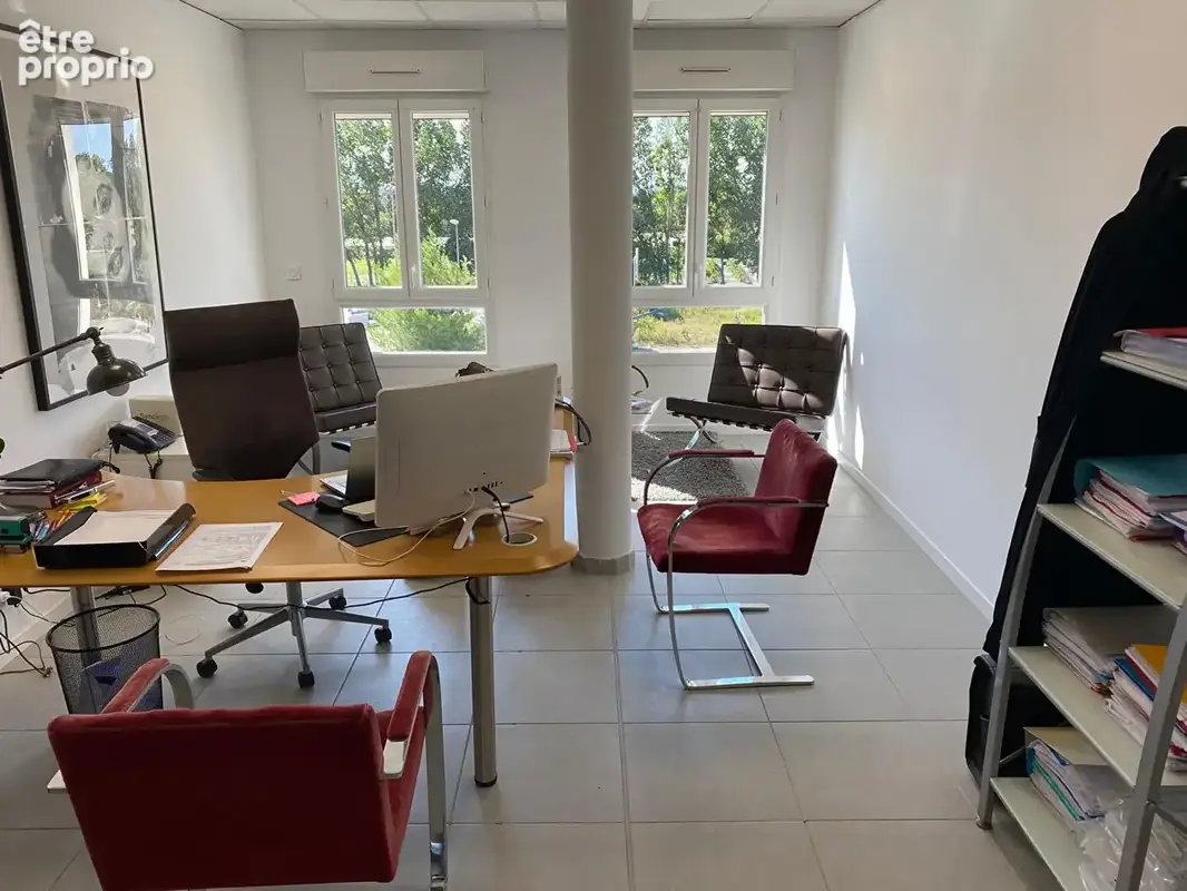 Appartement à EGUILLES