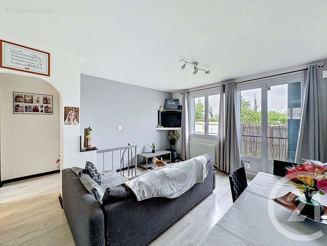 Appartement à FEYZIN