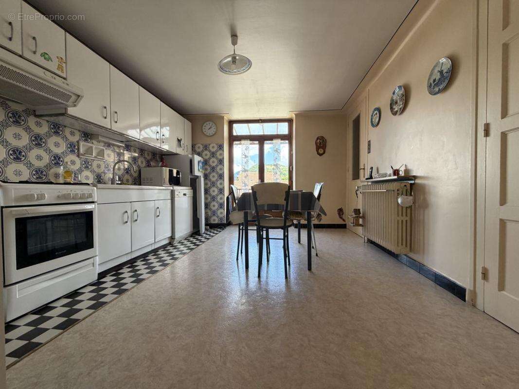 Maison 95 m² à La Bridoire  - photo 4