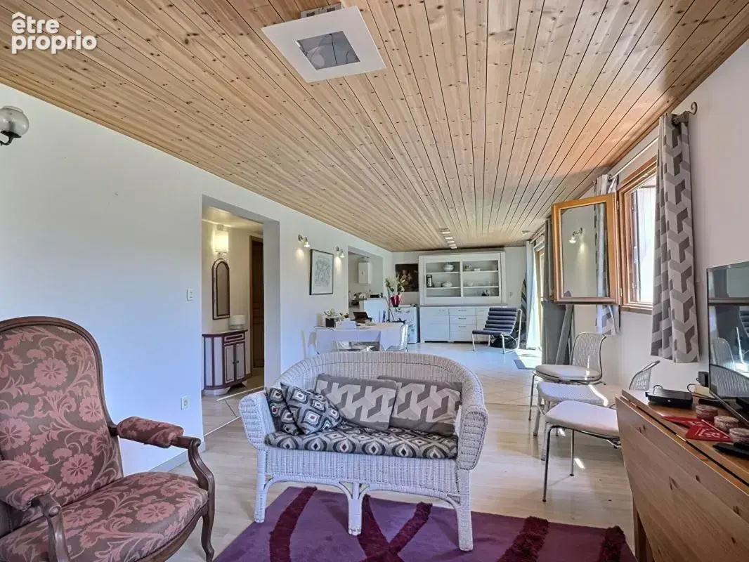 Maison Chambéry quartier Montjay,  développe près de 150 m2 sur 719m2 de terrain - photo 14