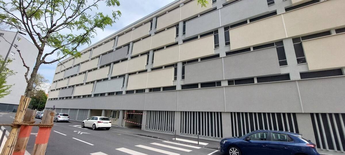 Commerce à CLERMONT-FERRAND