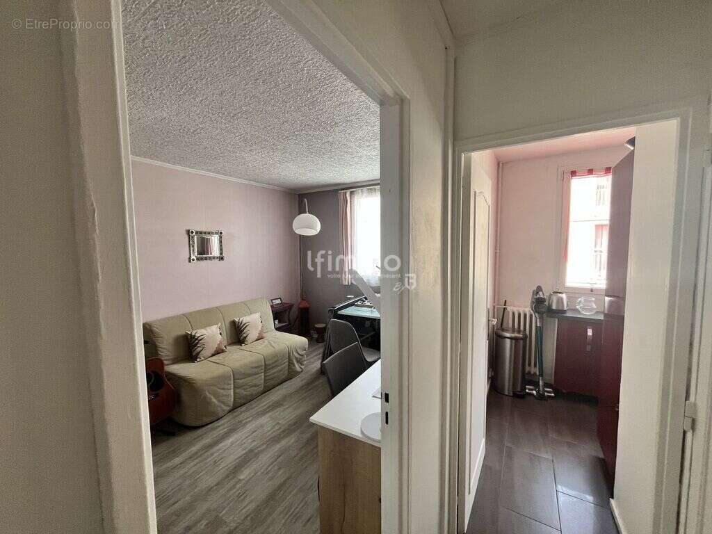 Appartement à LE PERREUX-SUR-MARNE