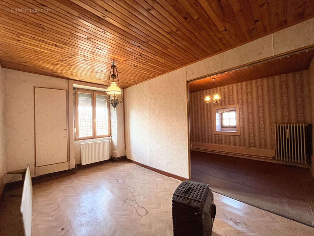 Maison à SAINT-HILAIRE