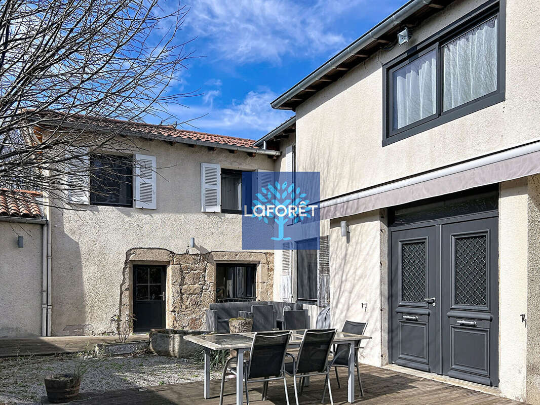 Maison à SAINT-JEAN-SOLEYMIEUX