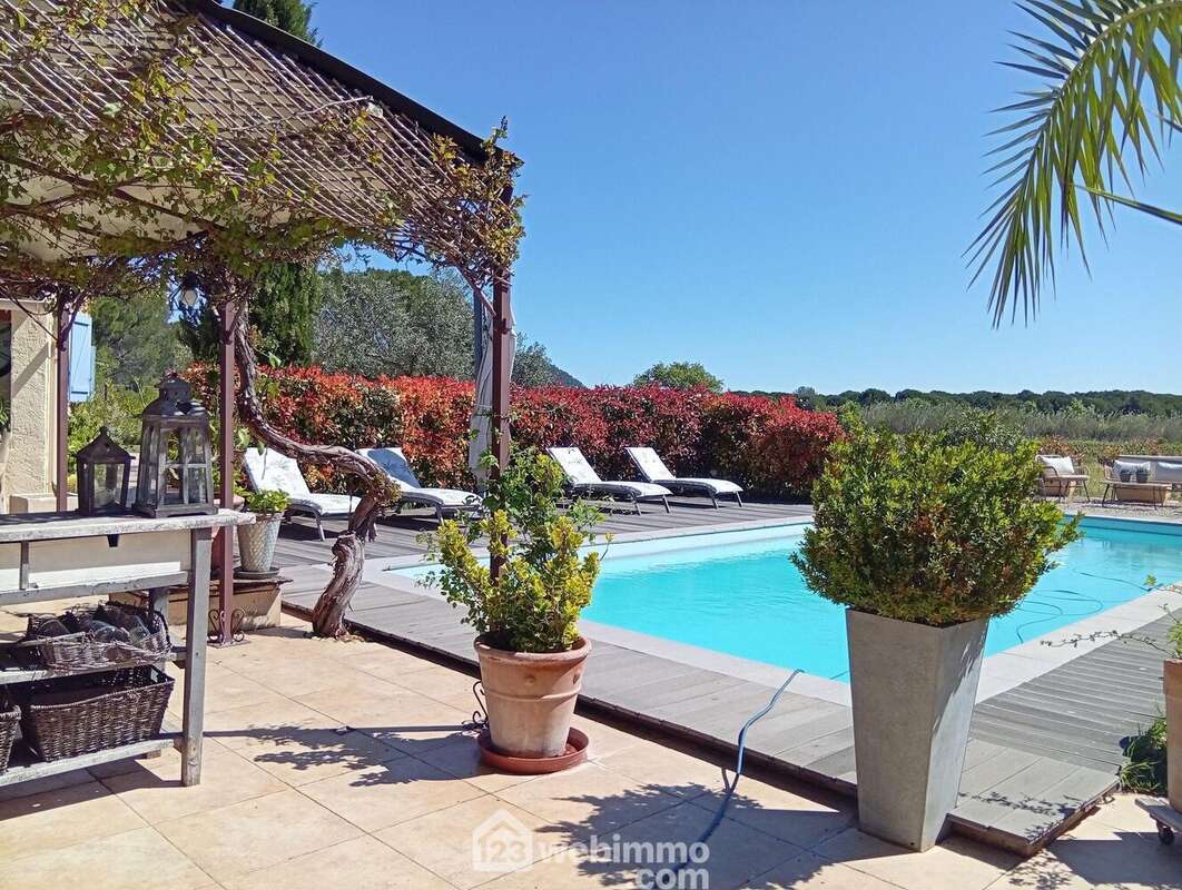 Maison à LE CANNET-DES-MAURES