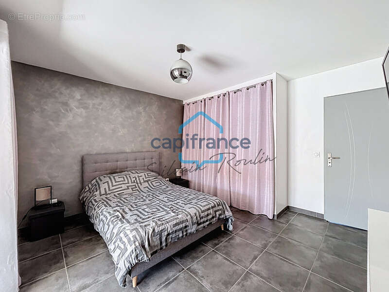 Maison à PIERRELATTE