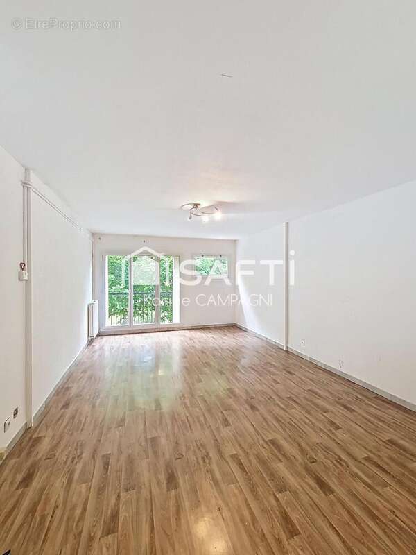 Photo 2 - Appartement à L'ISLE-SUR-LA-SORGUE