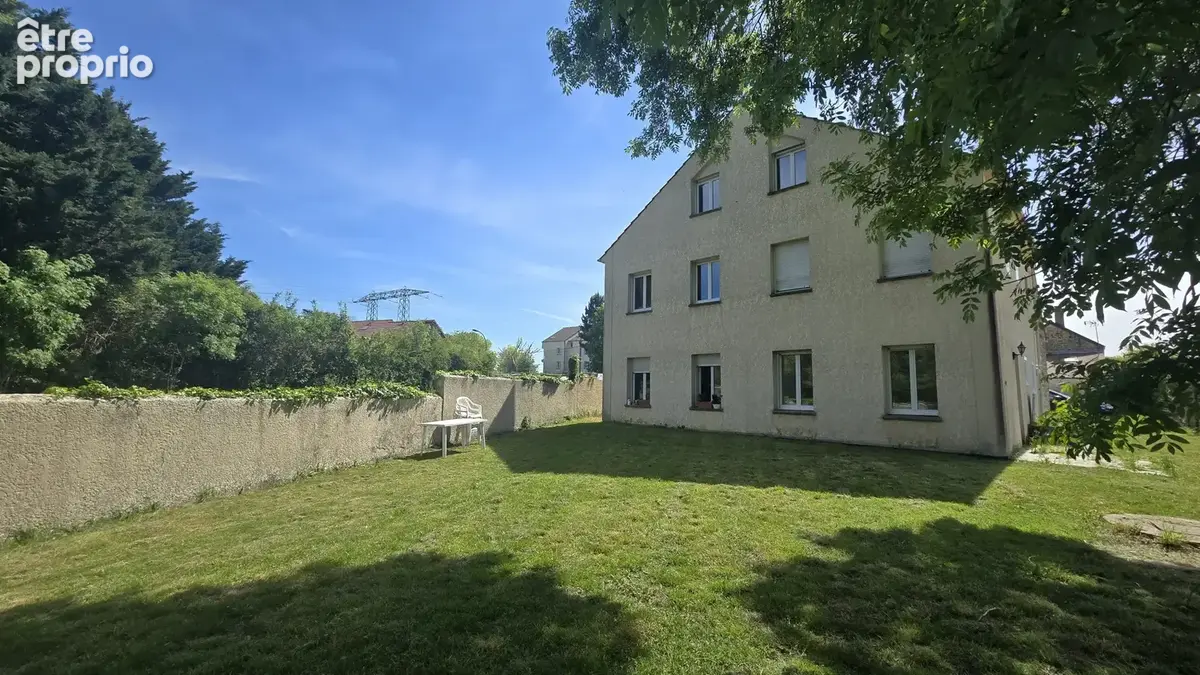 2 pieces dans petite copropriete - 40.25m2 - 1 chambre - 2 parkings. - photo 1