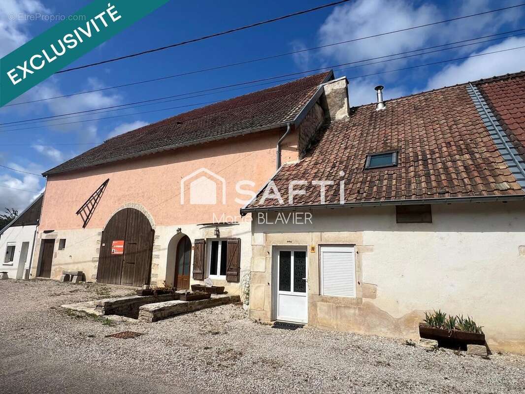 Photo 2 - Maison à VALAY