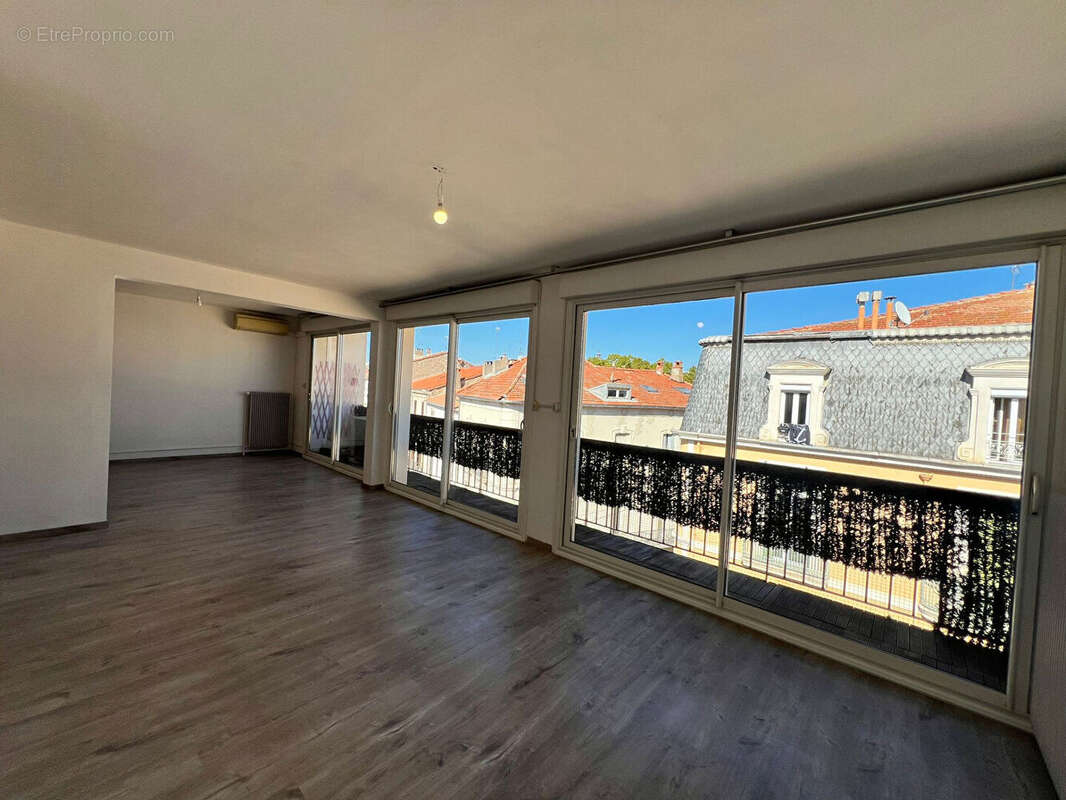Appartement à BEZIERS