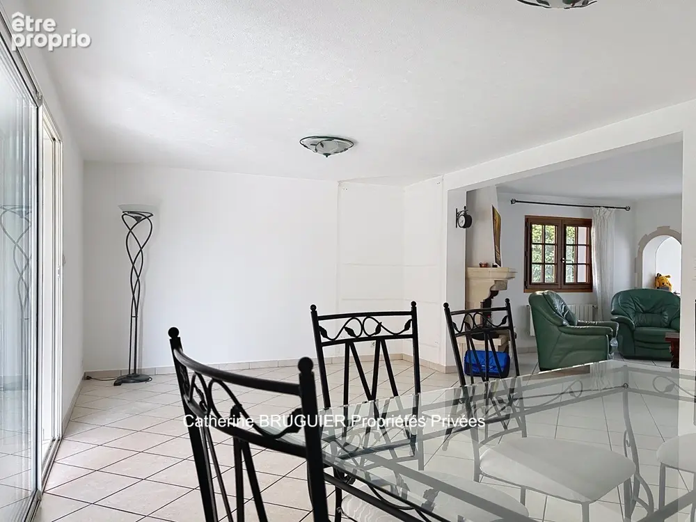 Grande maison familiale 205 m2 - 5 chambres - Secteur recherché aux portes de La Rochelle - photo 18