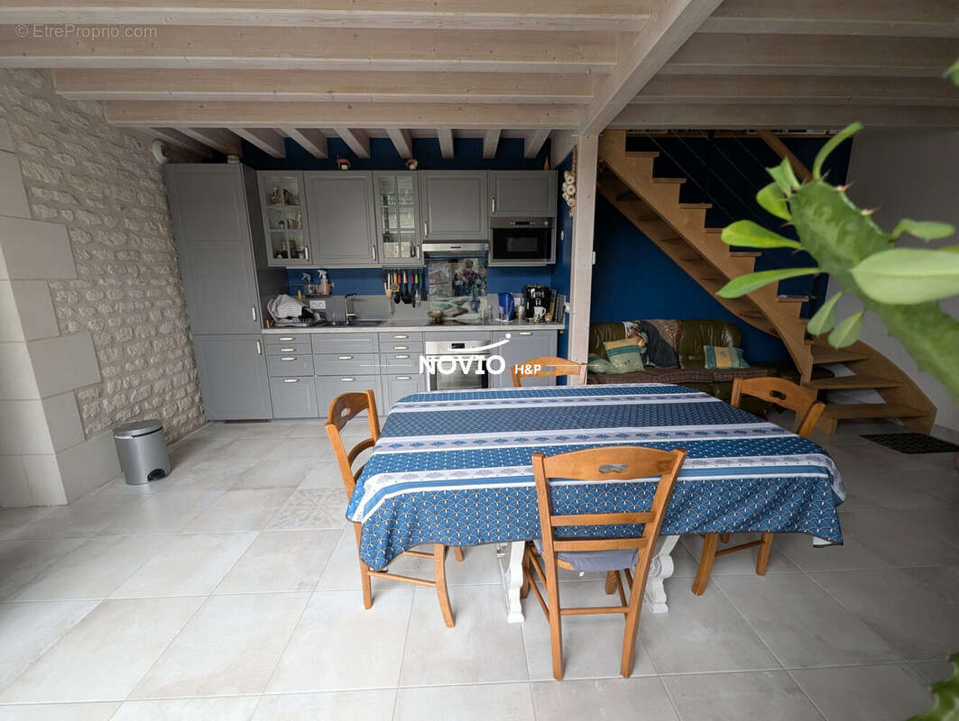 Maison 4 pièces 100 m² à vendre à Saint-Genest-D'ambiere (86140) - photo 3