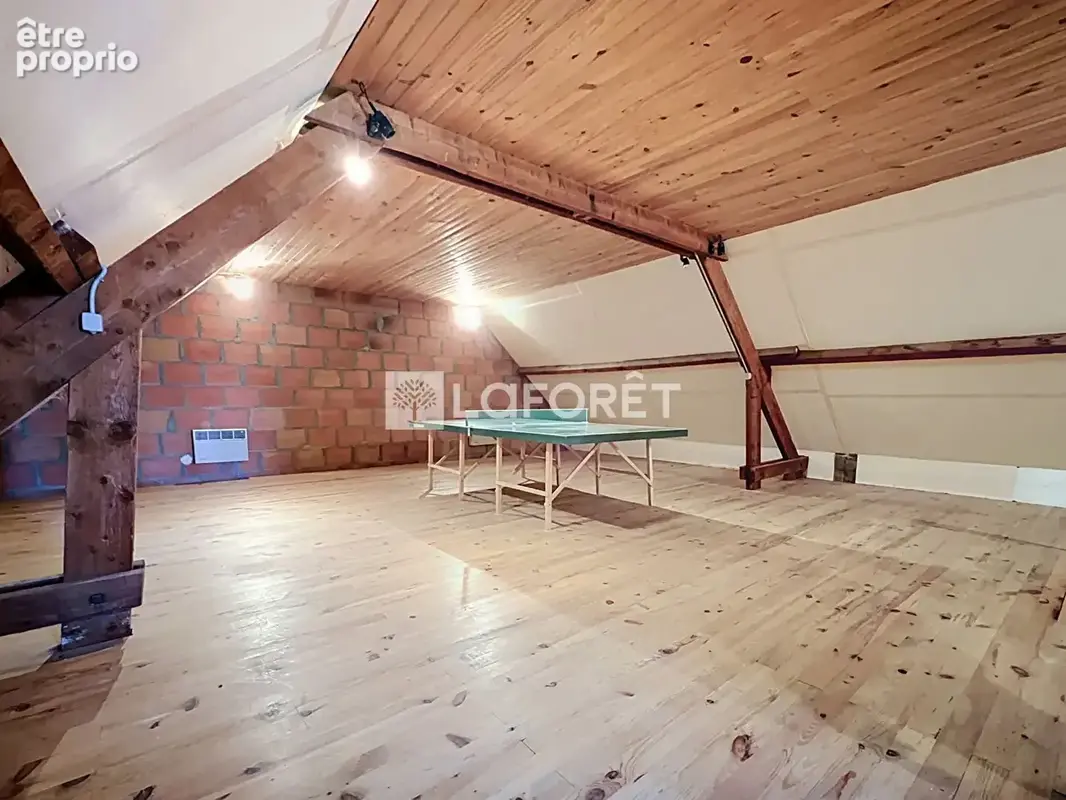 Maison à Lèves - 4 chambres - photo 10