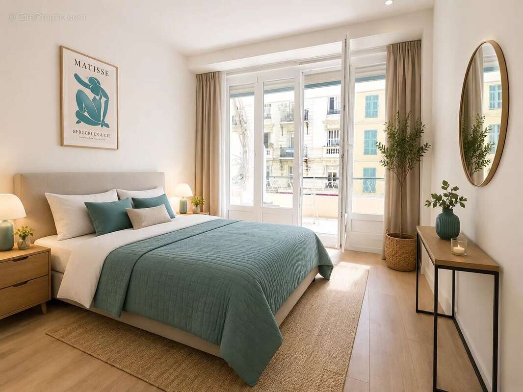 NICE – CARRÉ D’OR  3 piéces renové, grande terrasse sud, à deux pas de la mer - photo 2